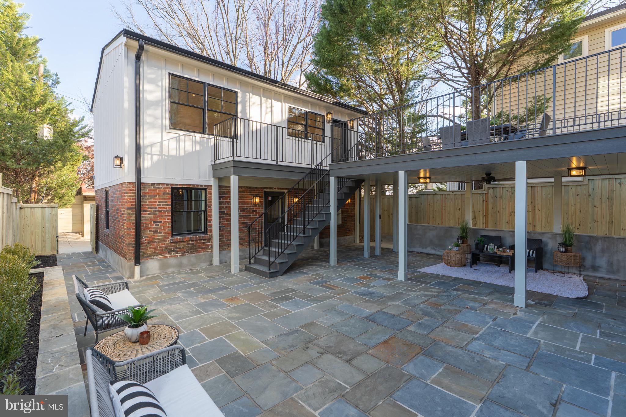 OBSERVATORY CIRCLE - Residential