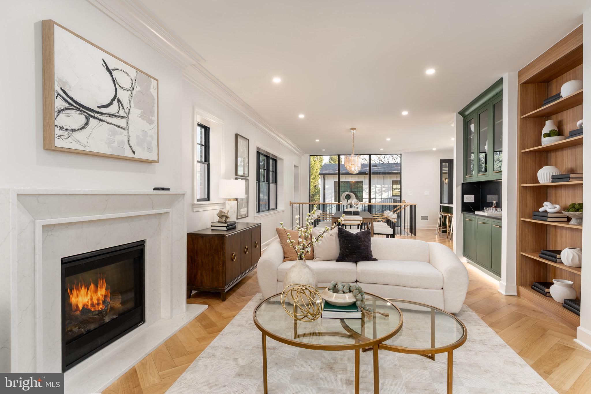 OBSERVATORY CIRCLE - Residential