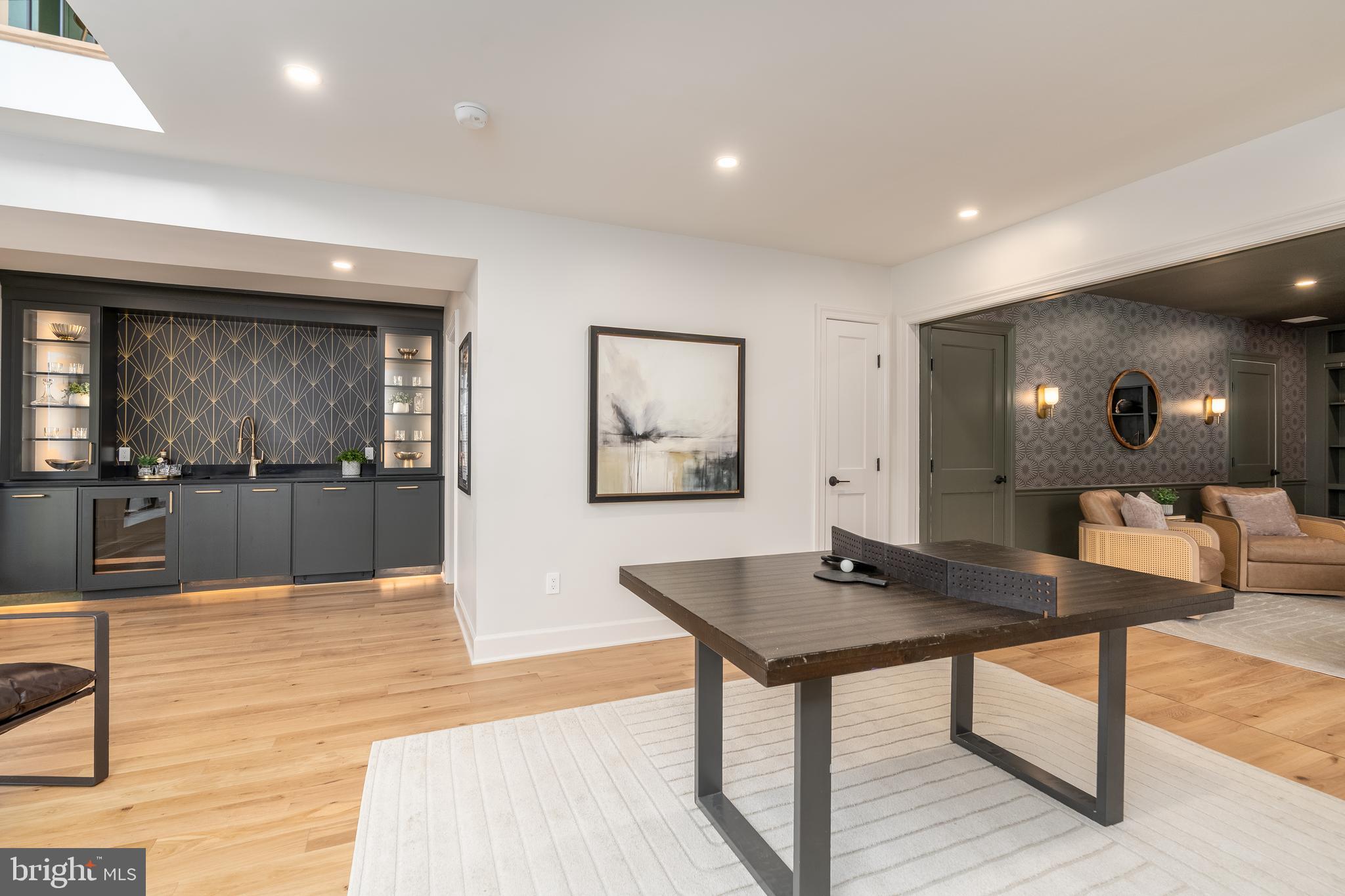 OBSERVATORY CIRCLE - Residential