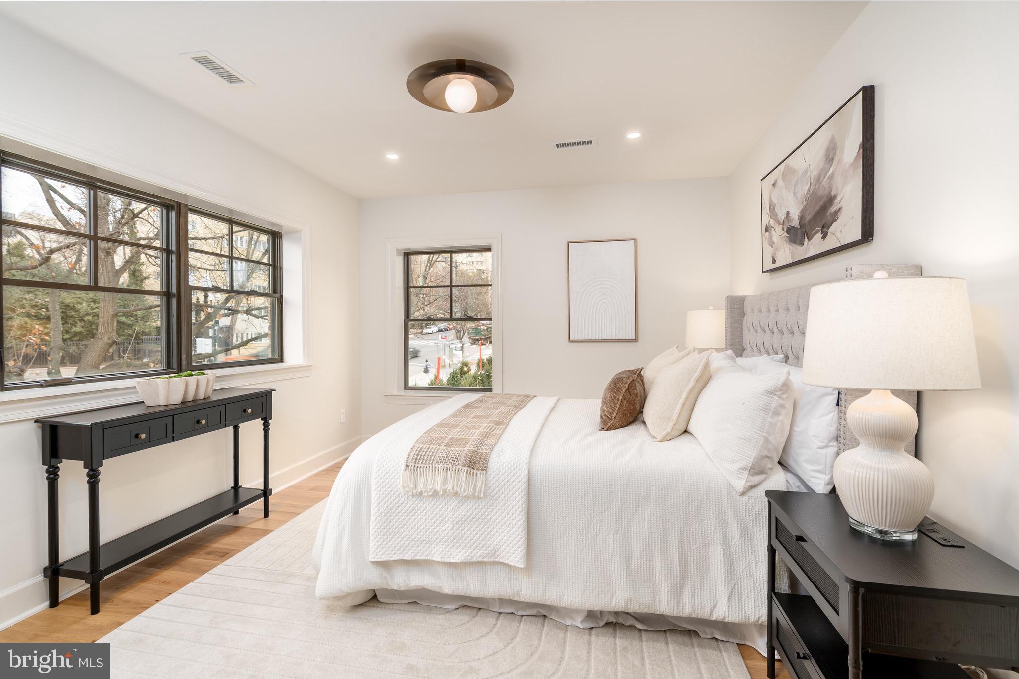 OBSERVATORY CIRCLE - Residential