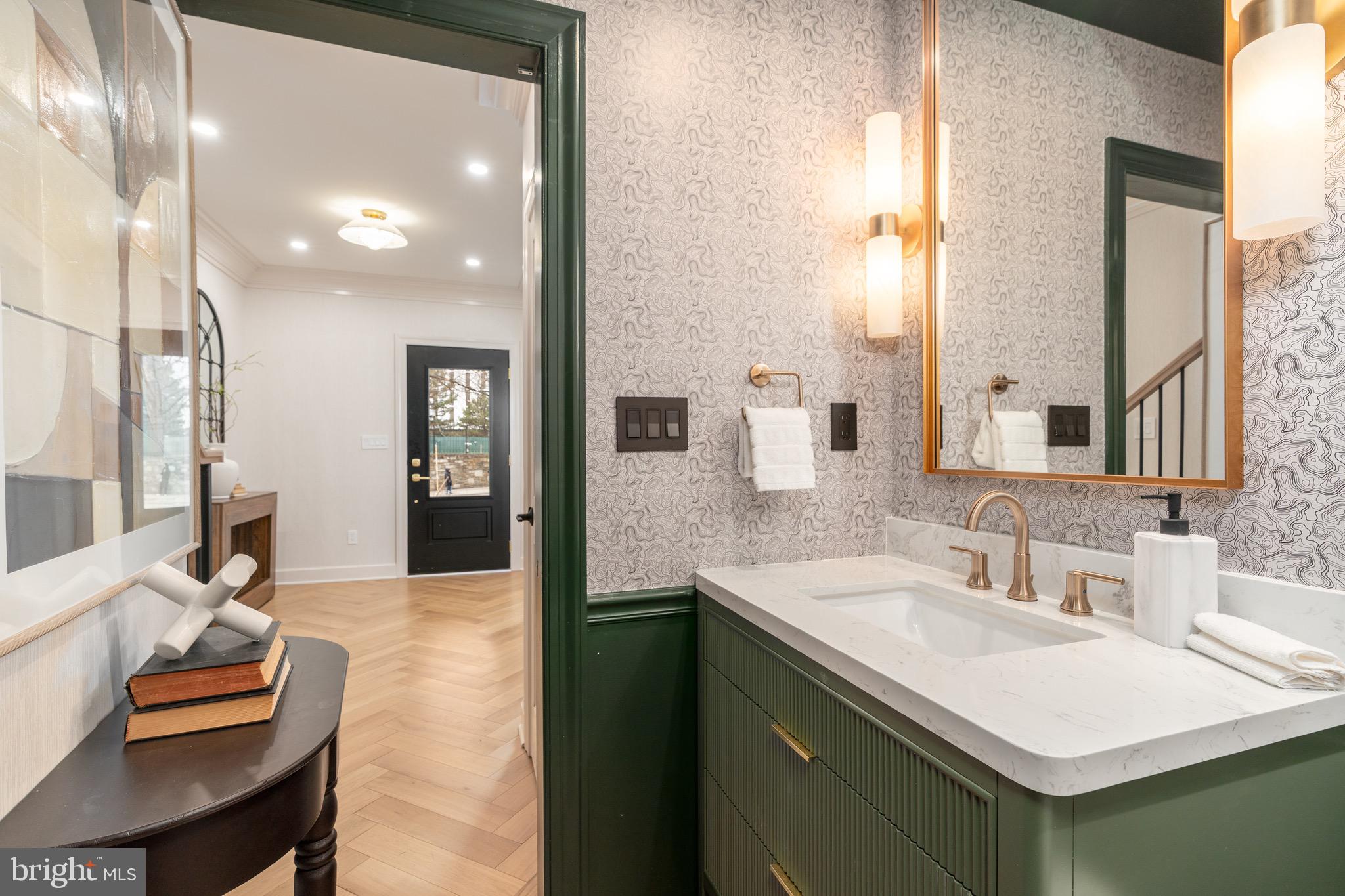 OBSERVATORY CIRCLE - Residential