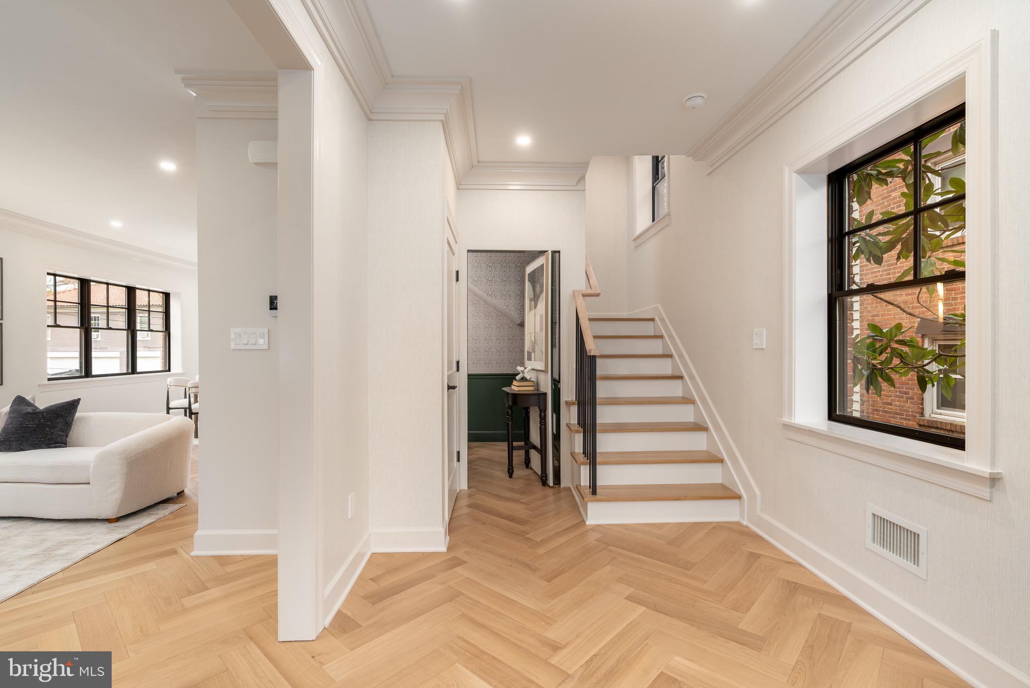 OBSERVATORY CIRCLE - Residential