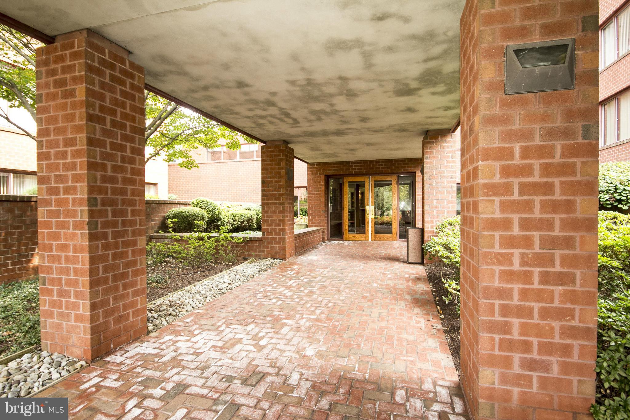 ANNEN WOODS - Residential