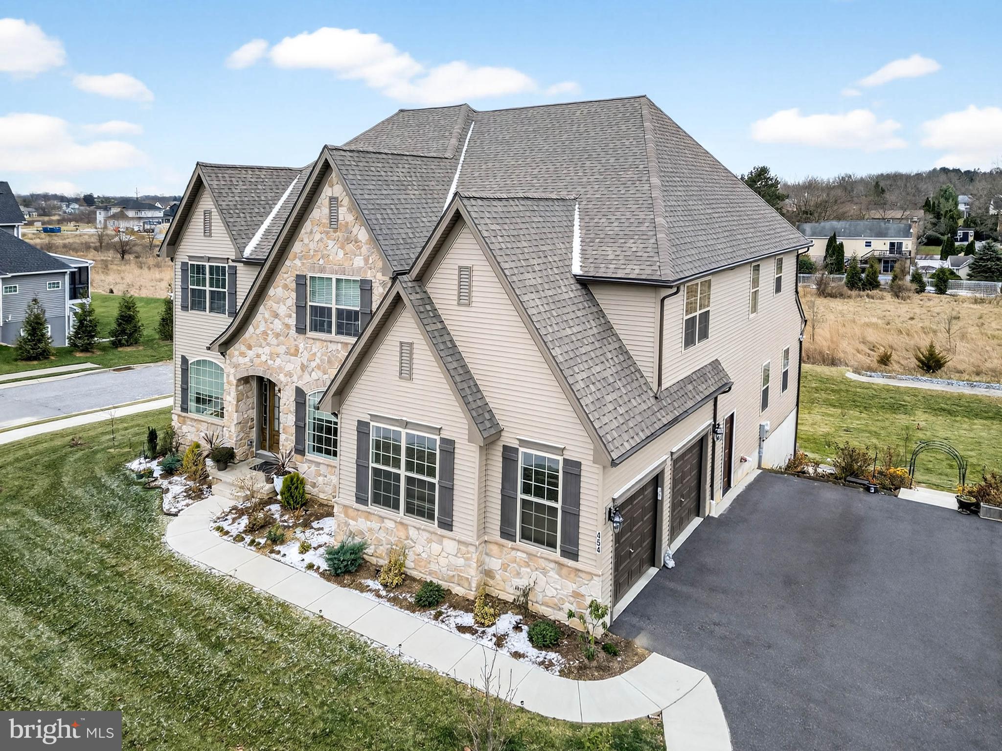BROOKLAWN - Residential