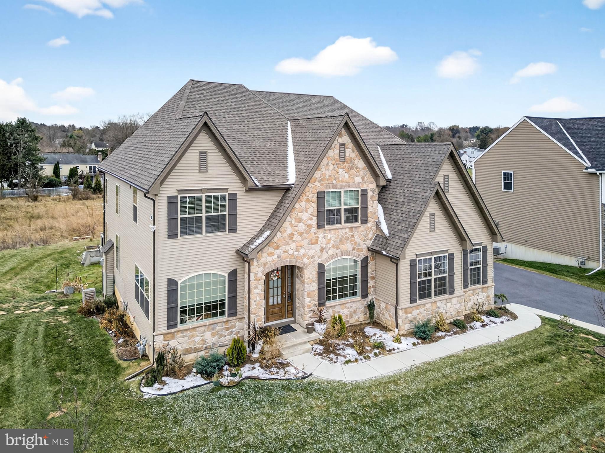 BROOKLAWN - Residential