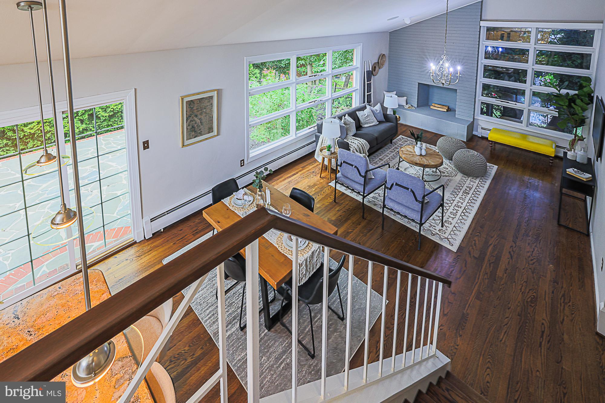 MEADOWOOD - Residential