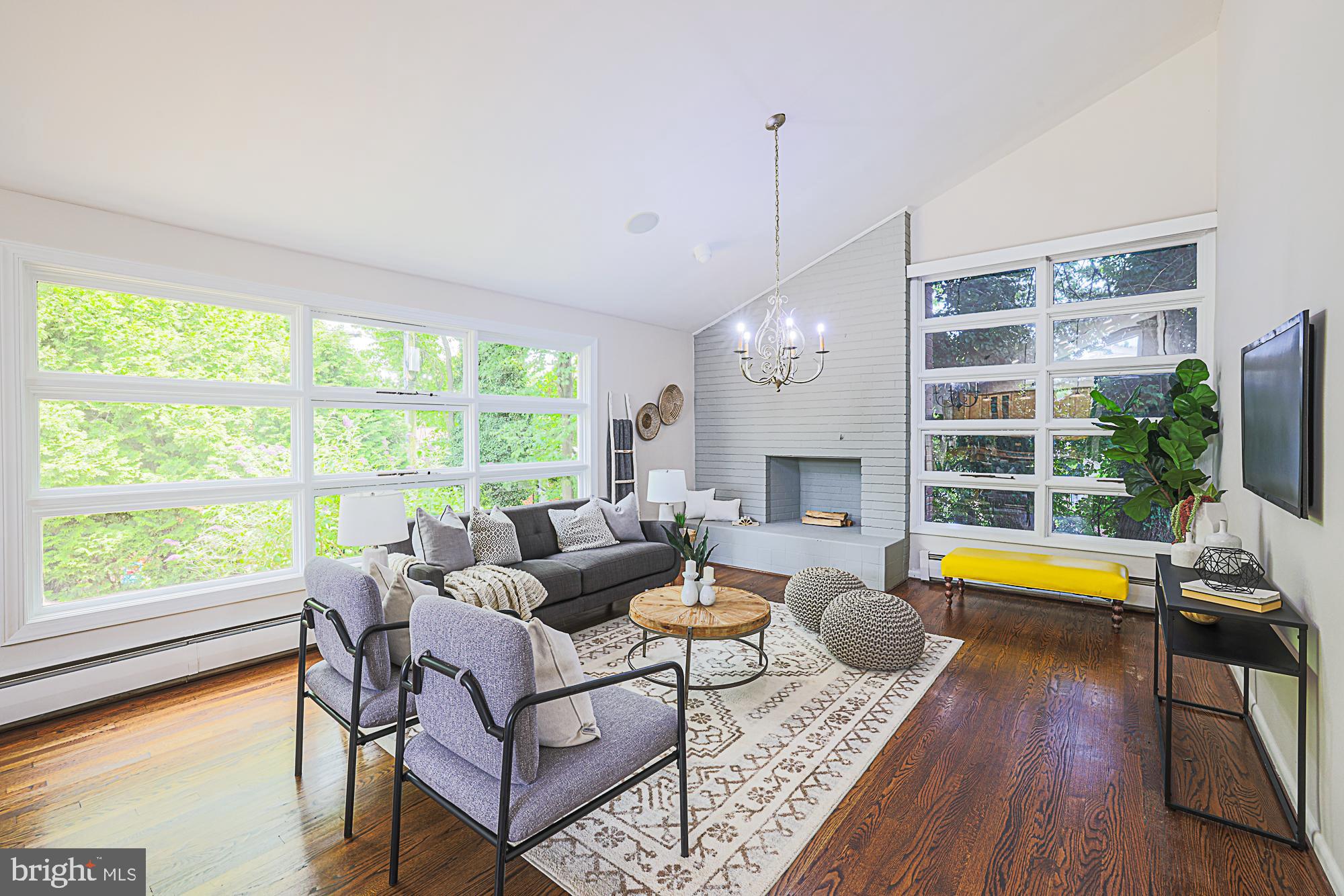MEADOWOOD - Residential