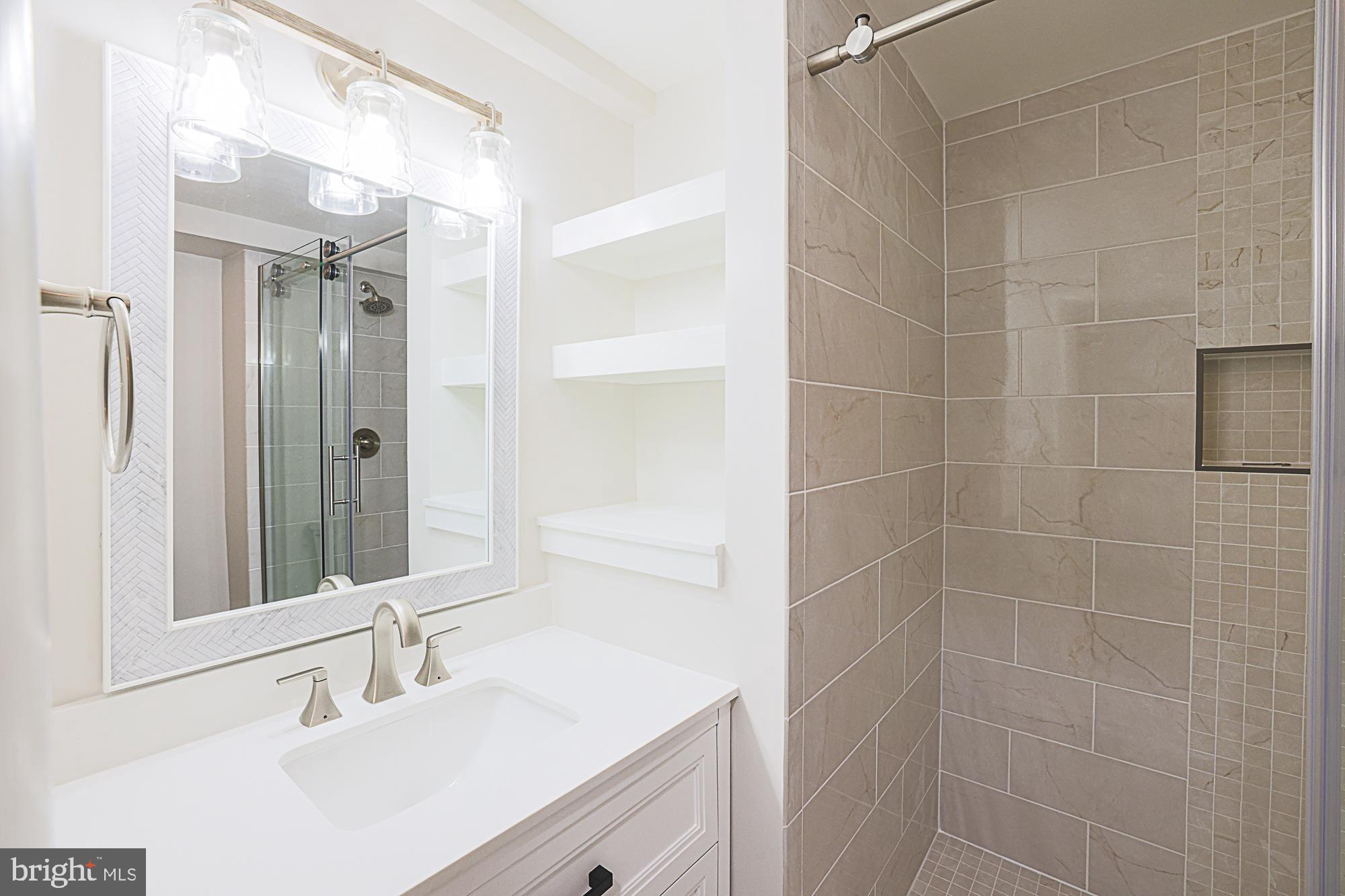 MEADOWOOD - Residential