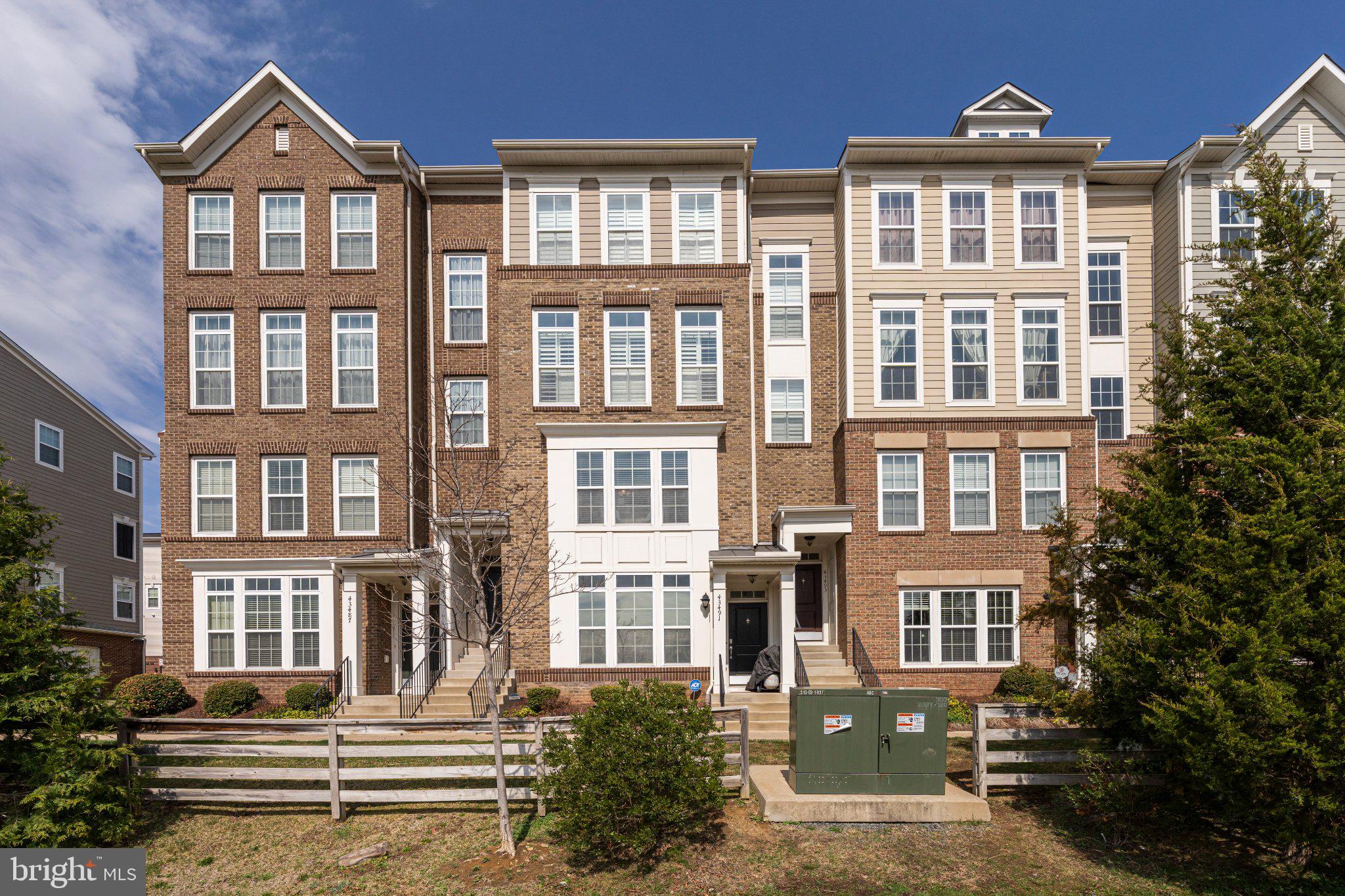 EAST GATE CONDOMINIUMS - Residential