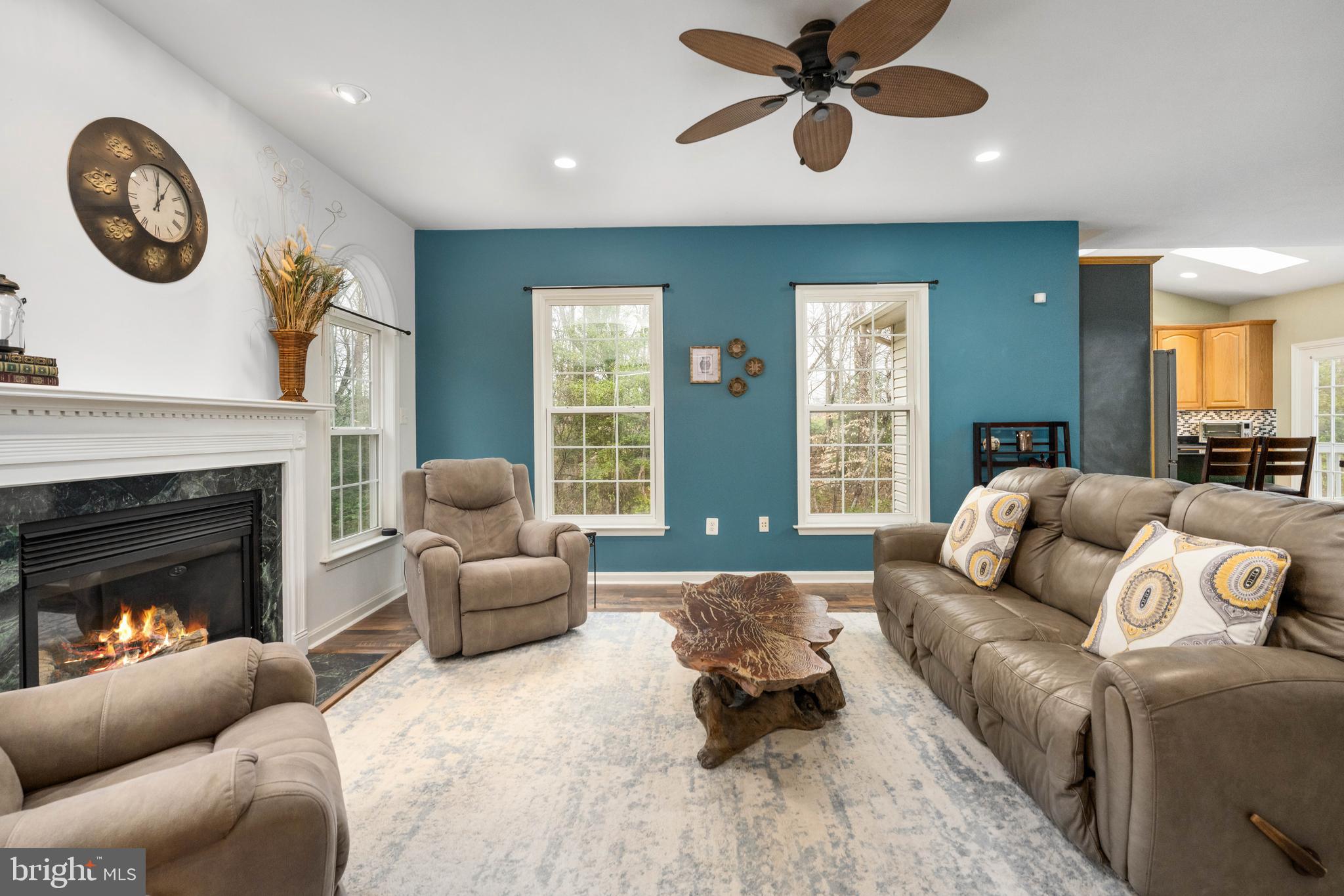 QUEENS GUARD - Residential