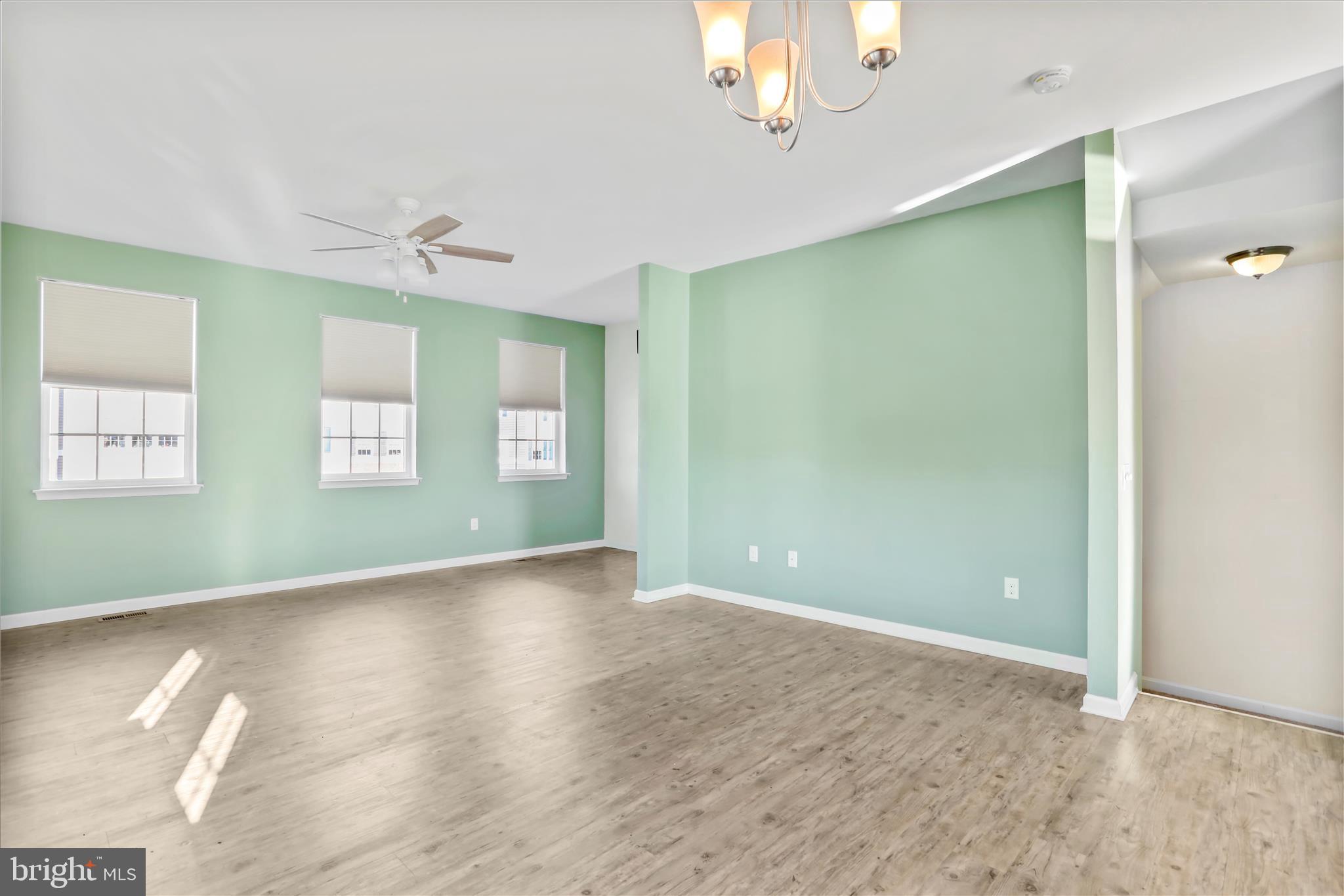 BERKELEY RIDGE - Residential