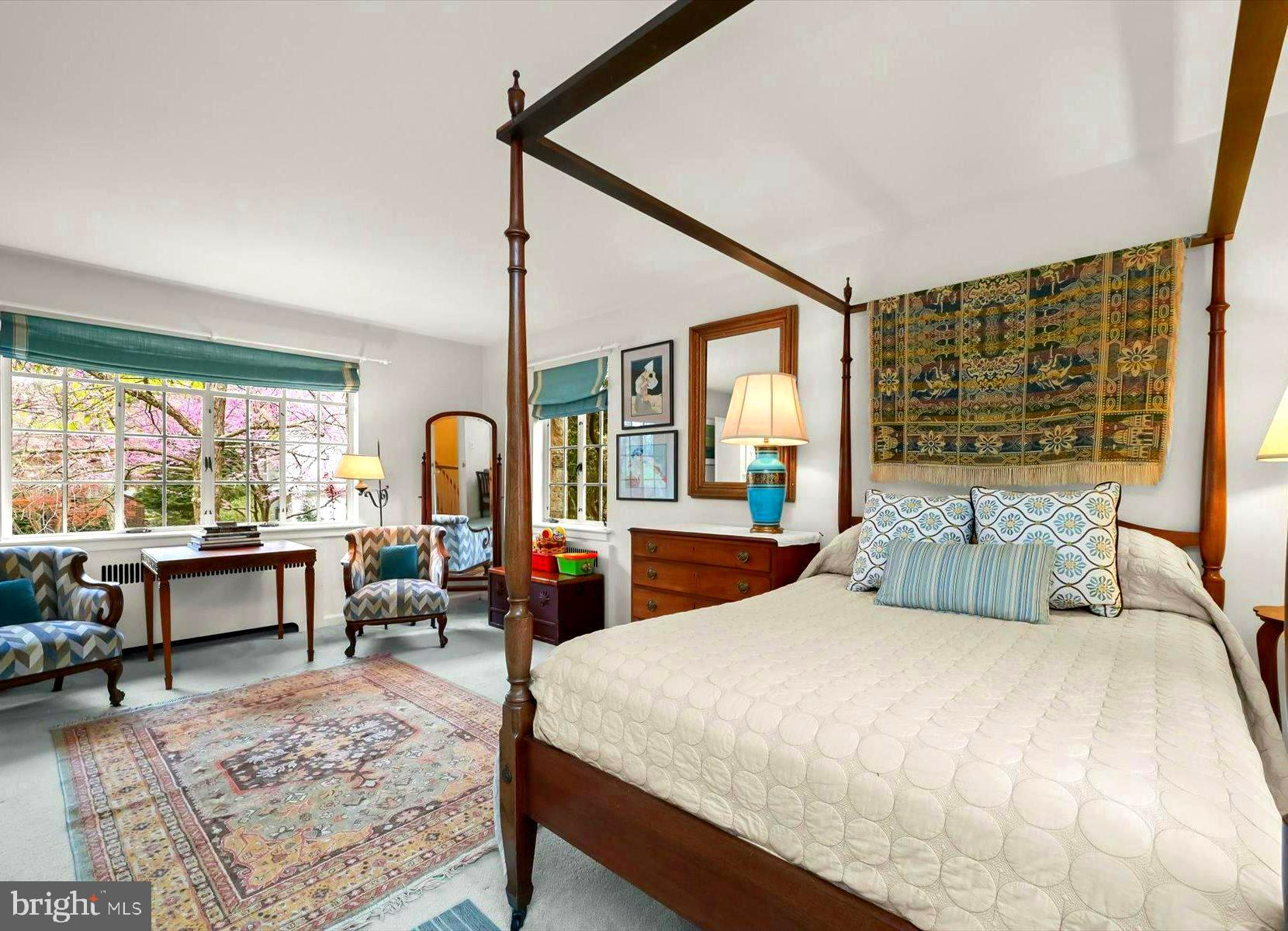 FOREST HILLS - Residential