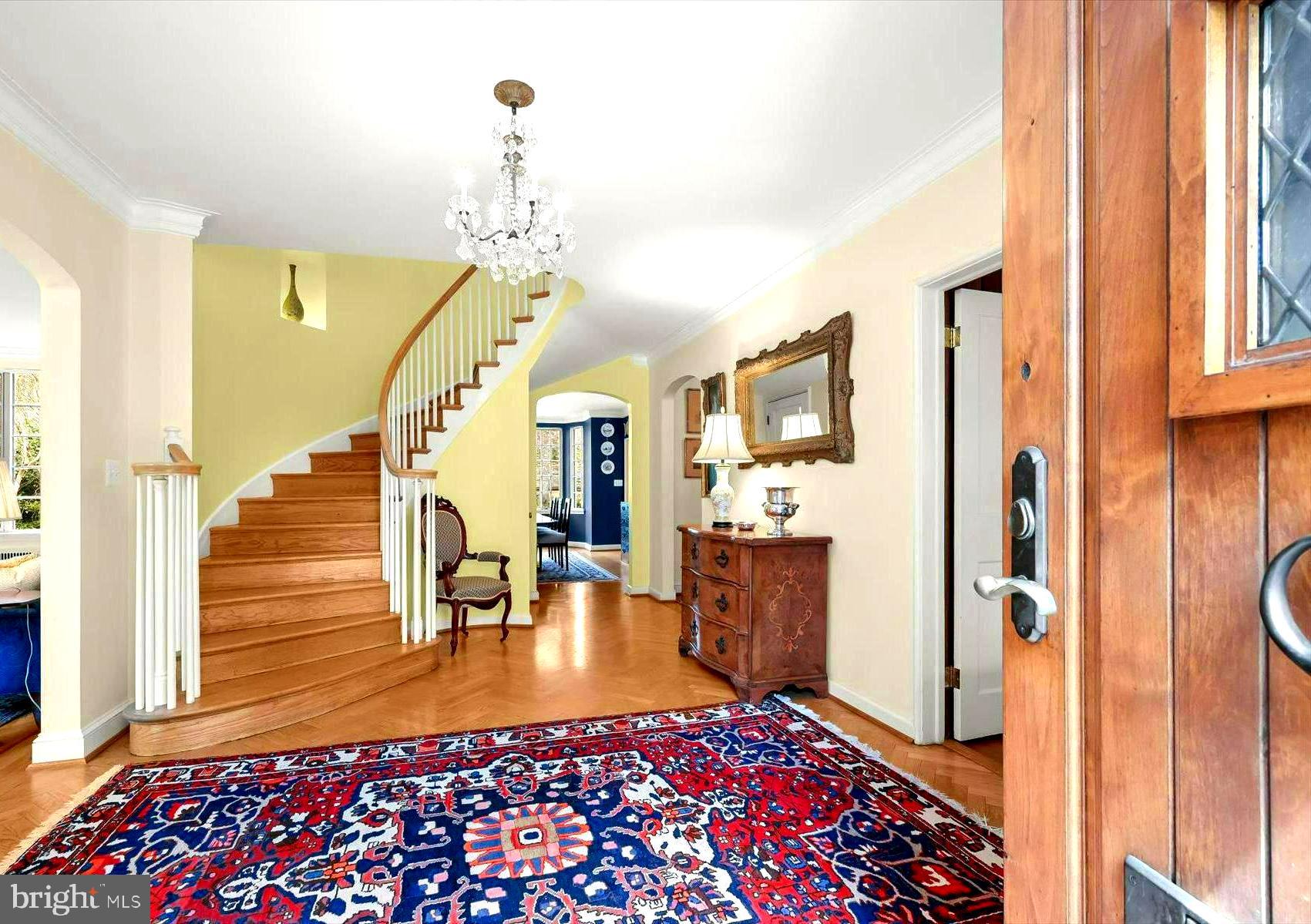 FOREST HILLS - Residential