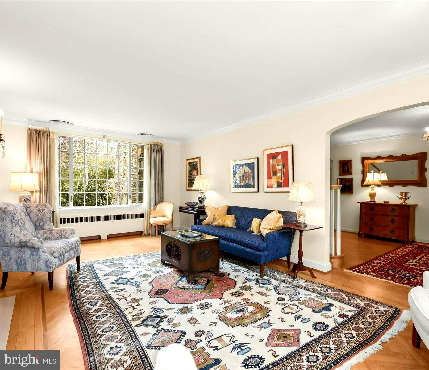 FOREST HILLS - Residential