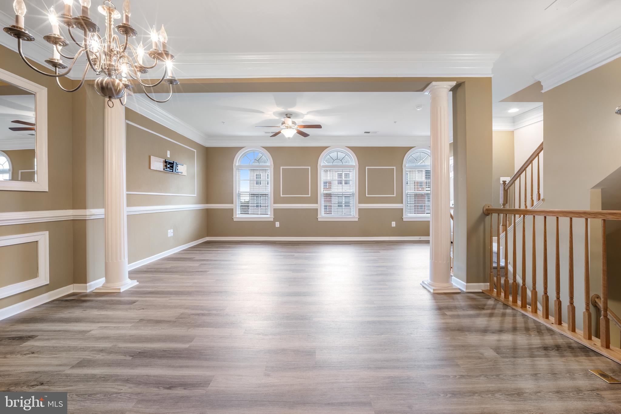 ELKRIDGE CROSSING - Residential