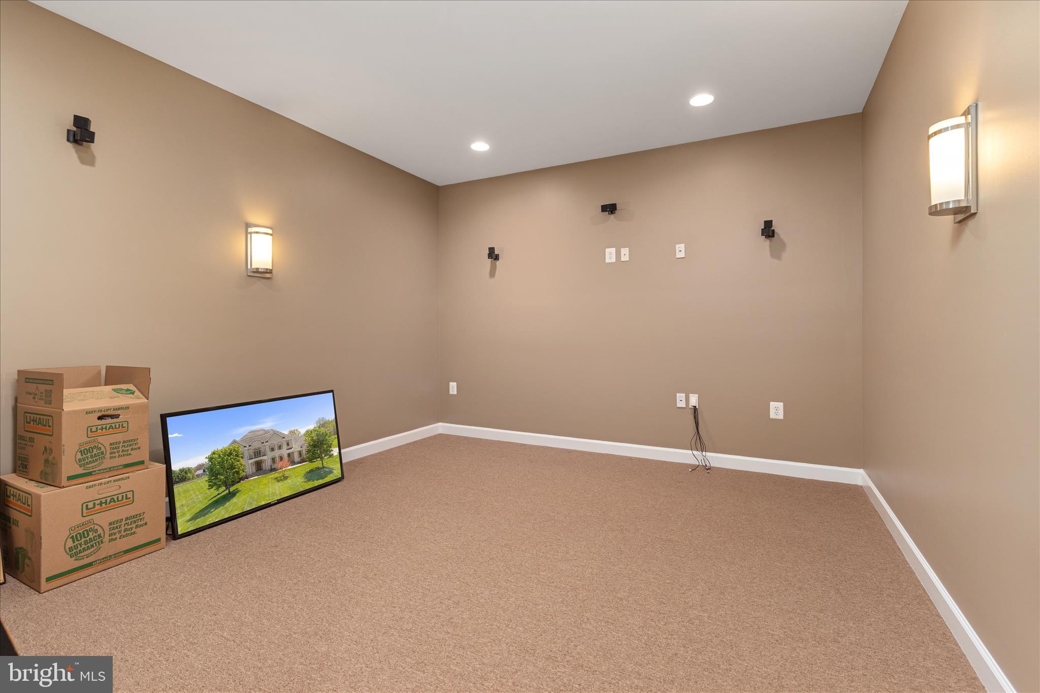 WATERFORD CREEK - Residential