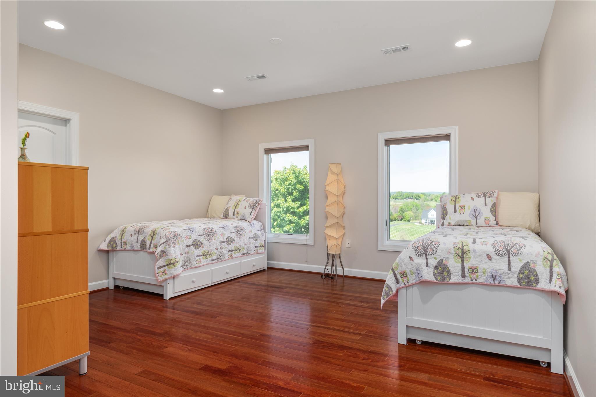 WATERFORD CREEK - Residential