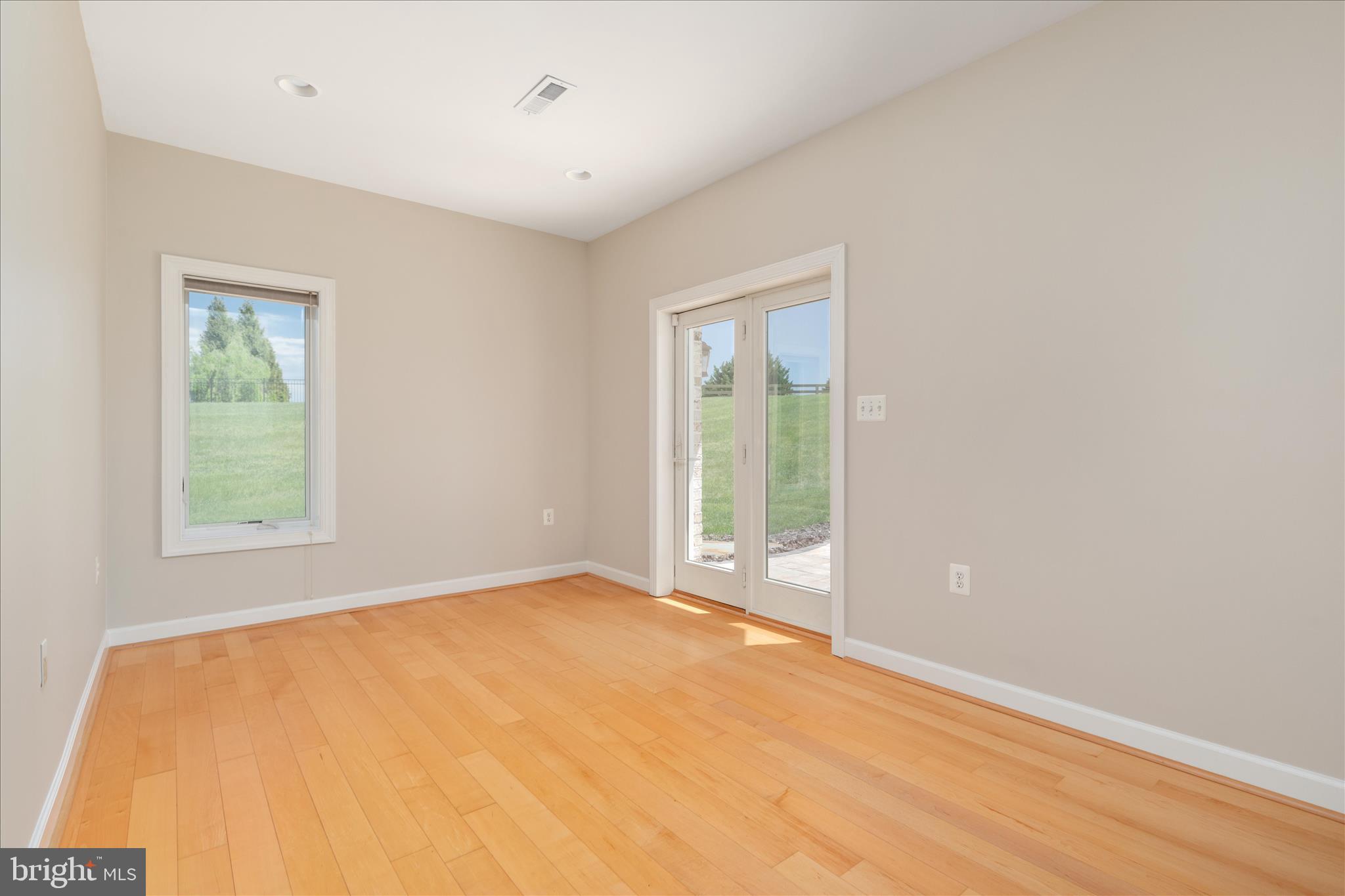 WATERFORD CREEK - Residential