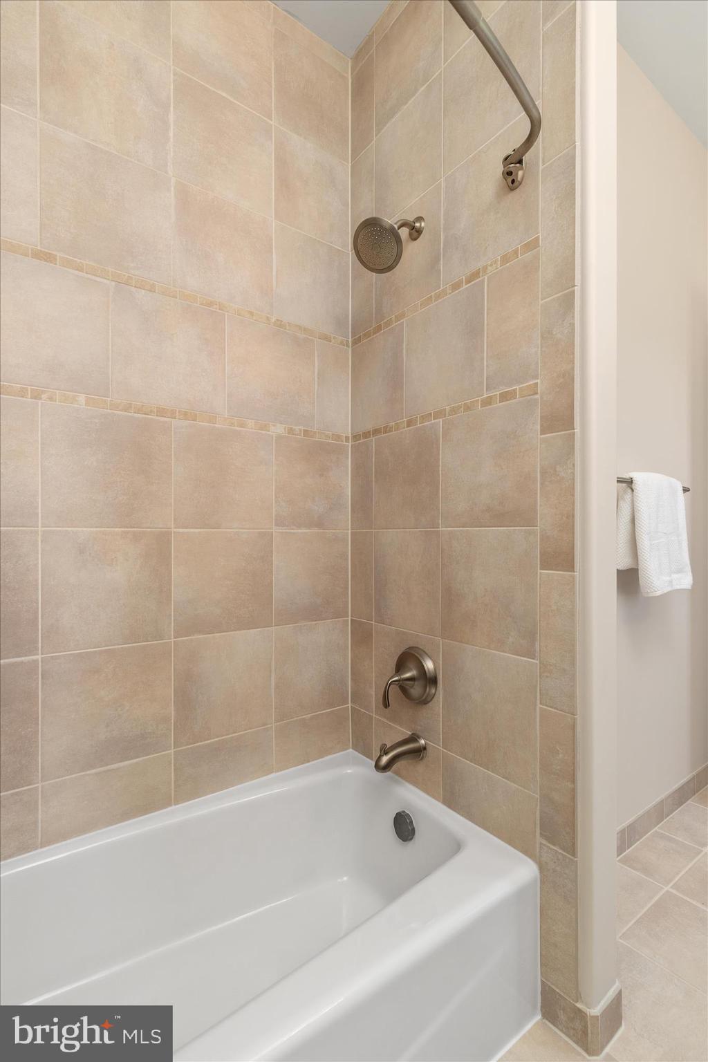 WATERFORD CREEK - Residential