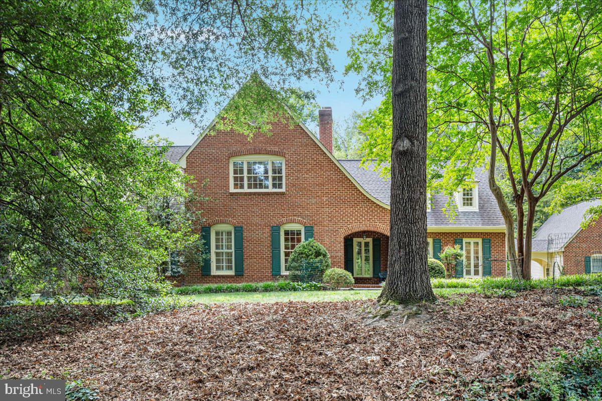 LEEWOOD - Residential