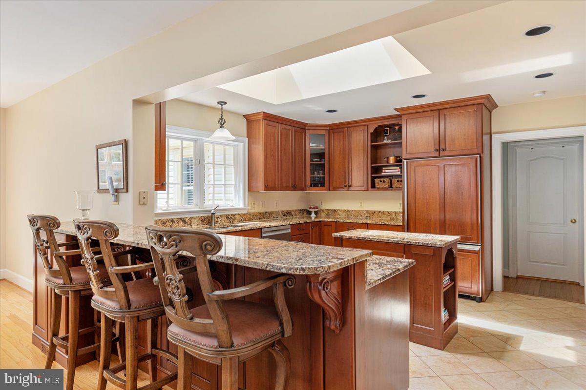 LEEWOOD - Residential