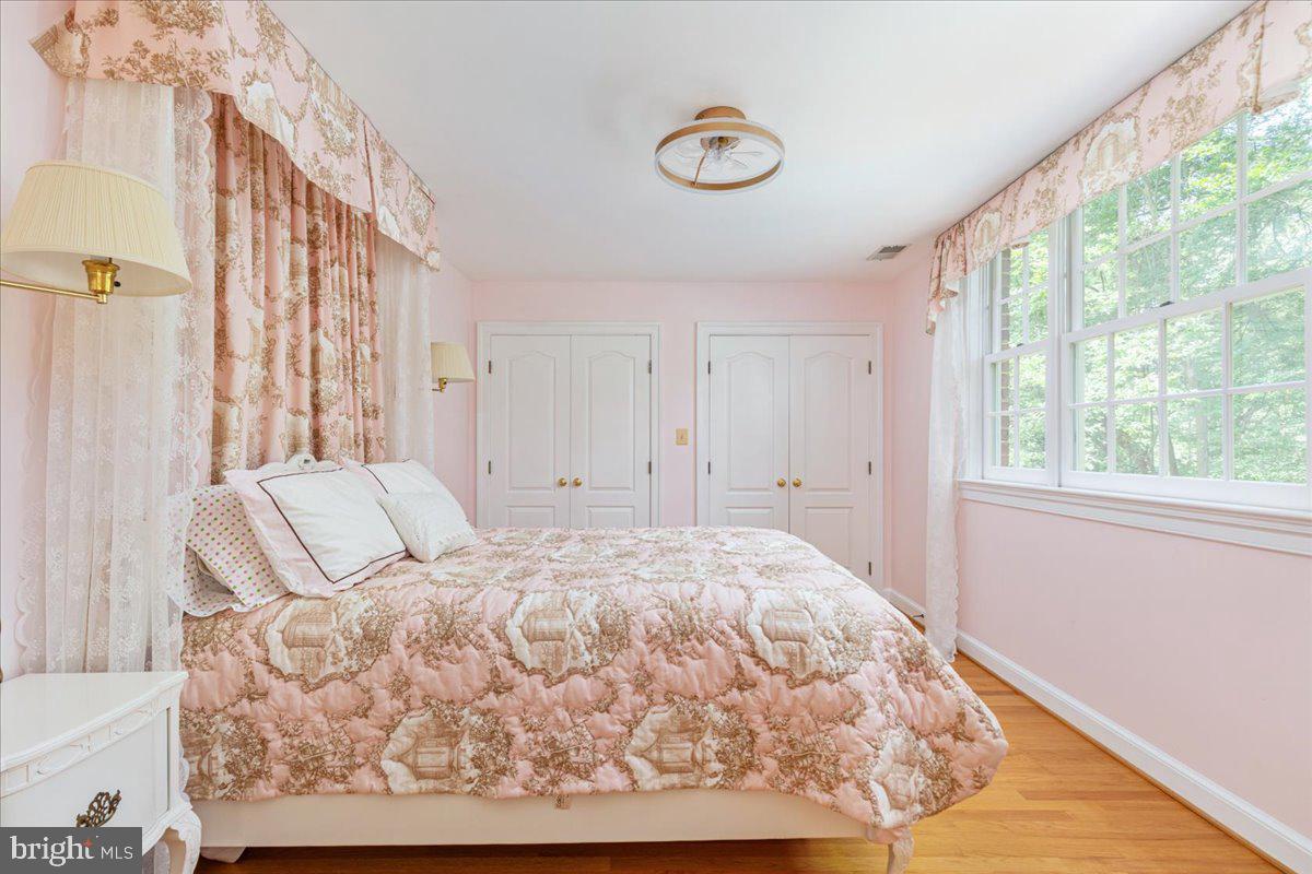 LEEWOOD - Residential
