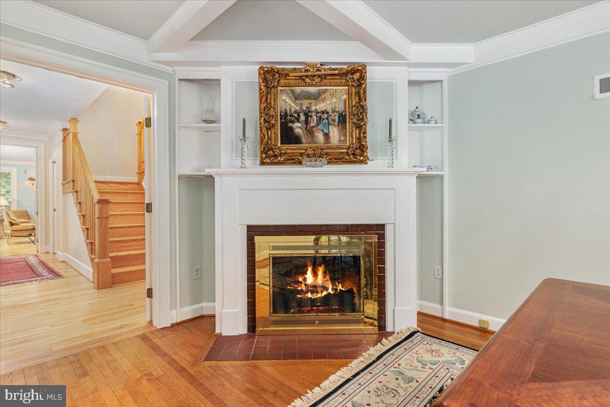 LEEWOOD - Residential