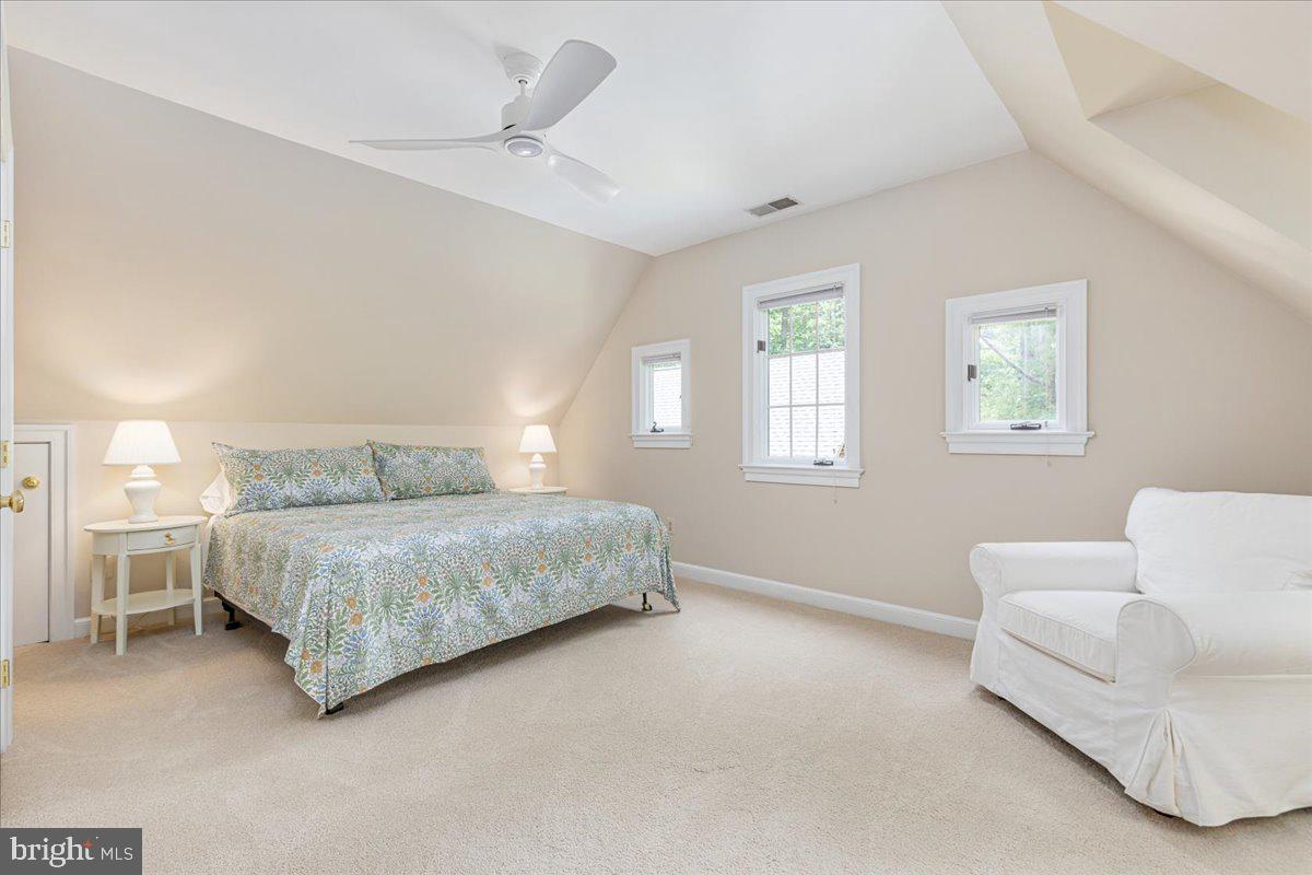 LEEWOOD - Residential