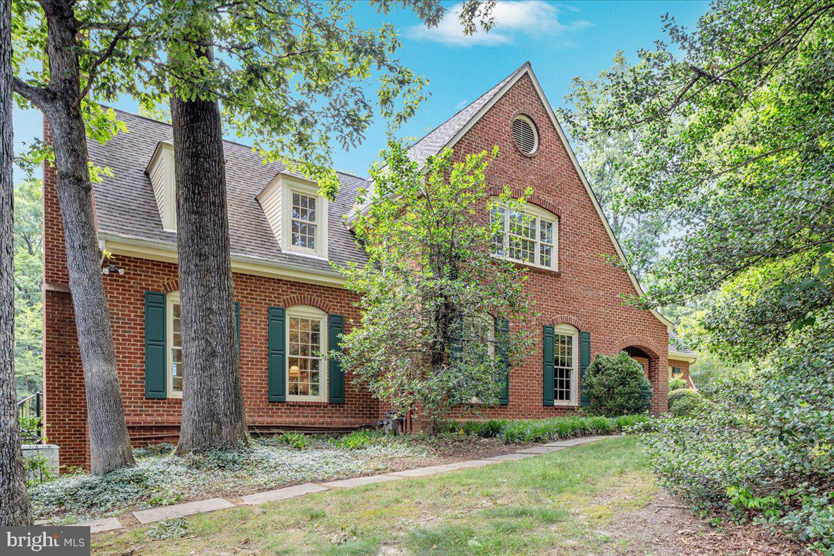LEEWOOD - Residential