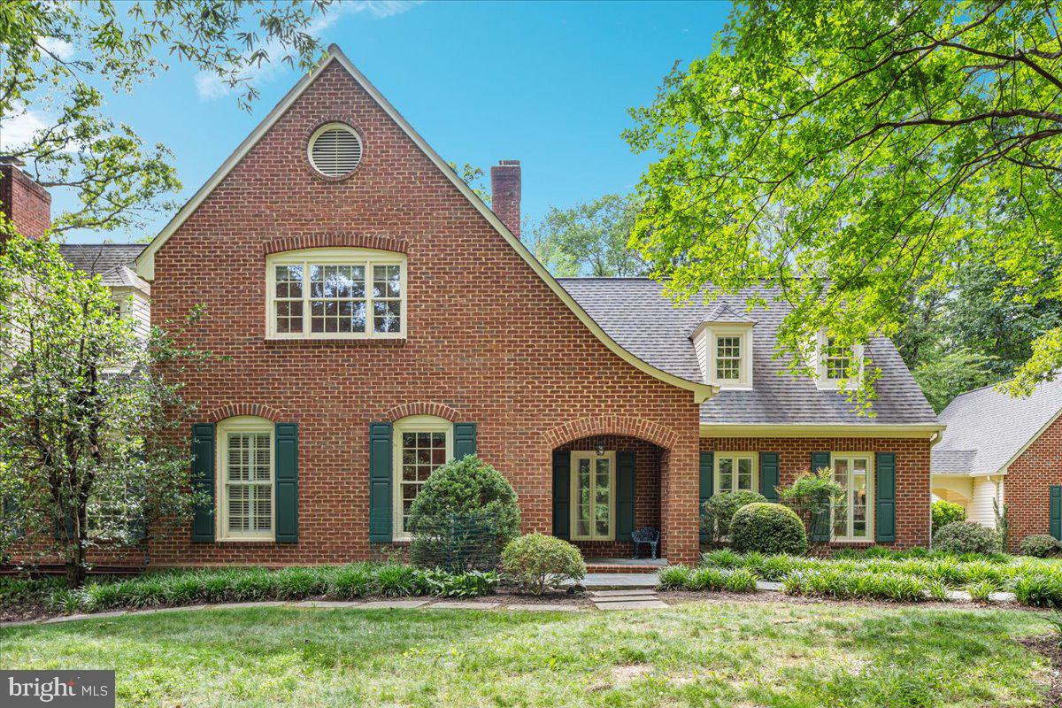 LEEWOOD - Residential