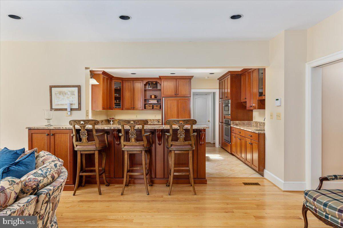 LEEWOOD - Residential