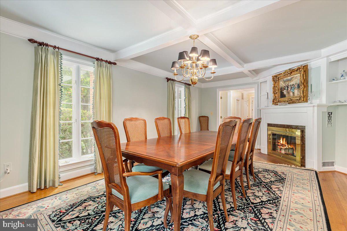 LEEWOOD - Residential