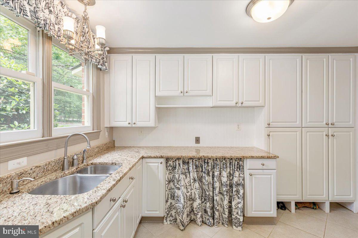 LEEWOOD - Residential