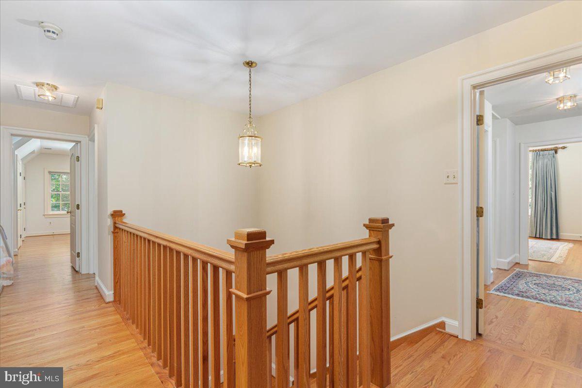 LEEWOOD - Residential