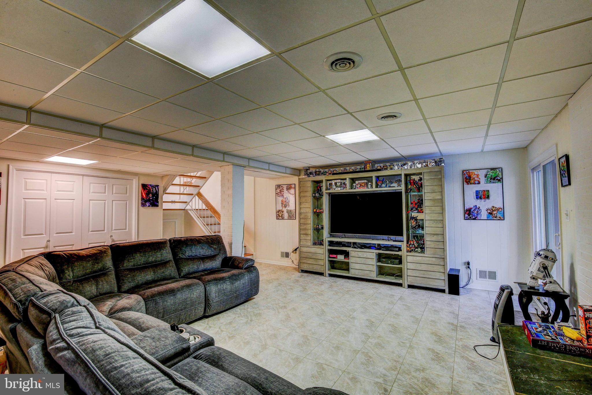 VILLAGE OF SEVERNA PARK - Residential