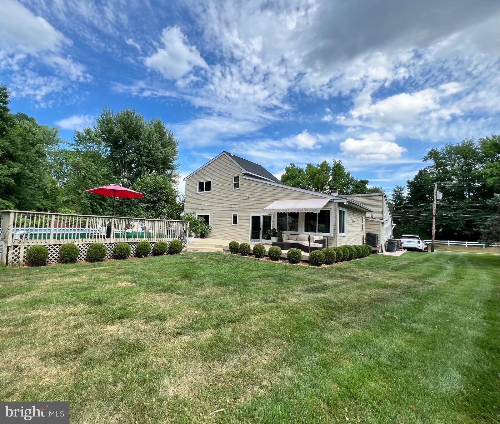 HUNTINGDON VALLEY - Residential