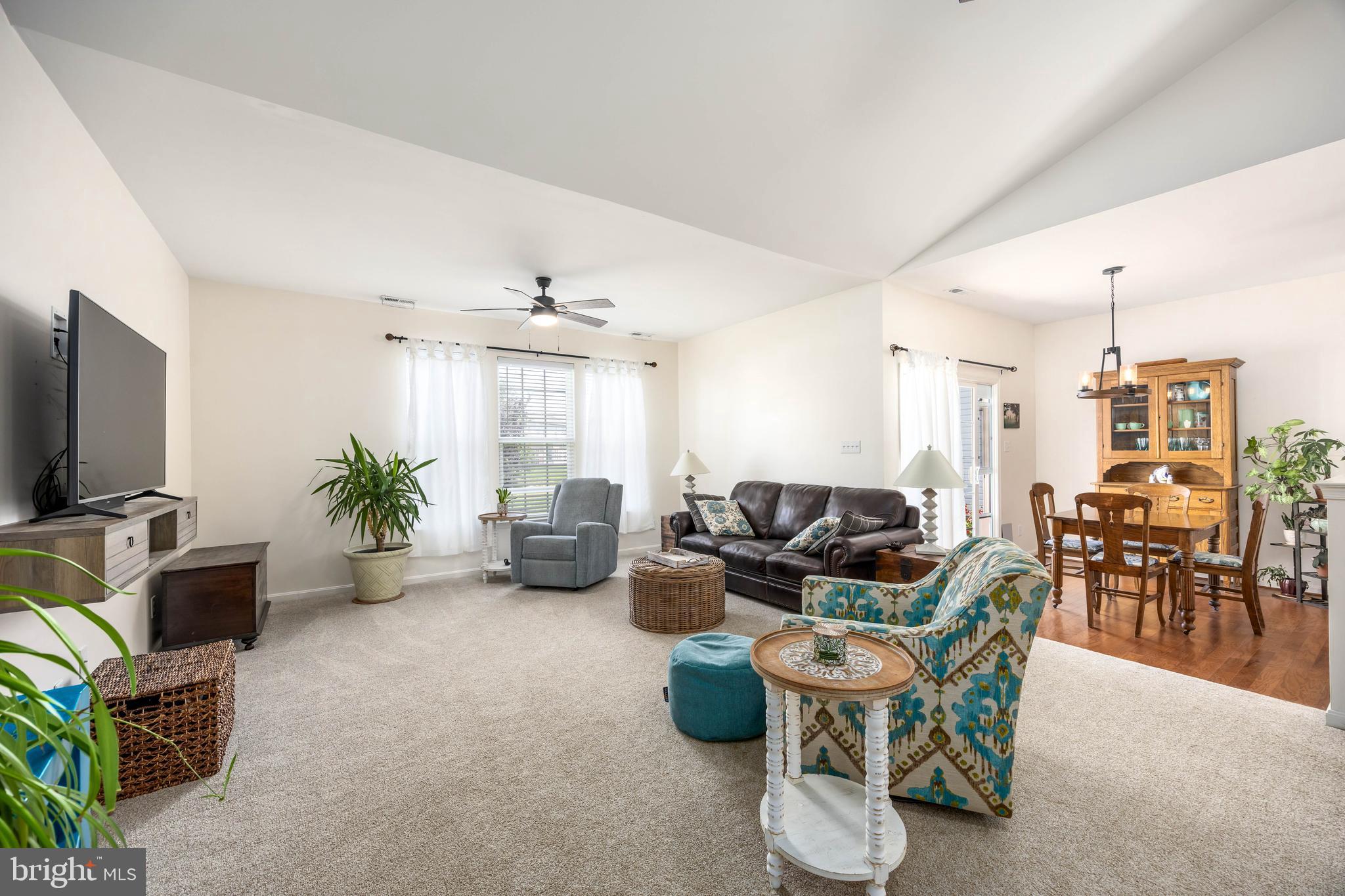 WOOD CREEK GOLF COMM - Residential