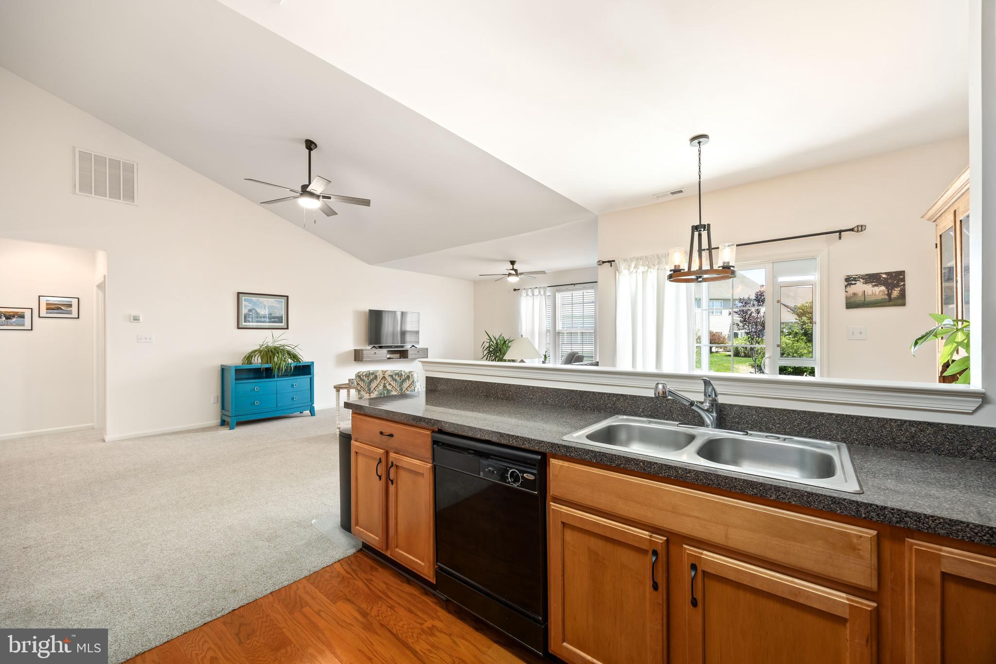 WOOD CREEK GOLF COMM - Residential