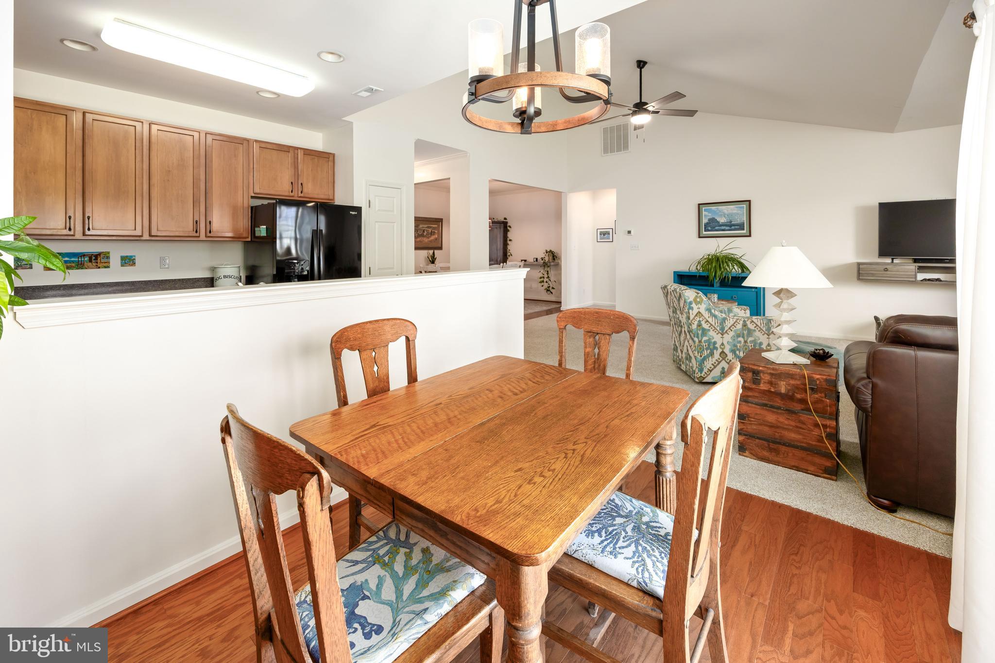 WOOD CREEK GOLF COMM - Residential