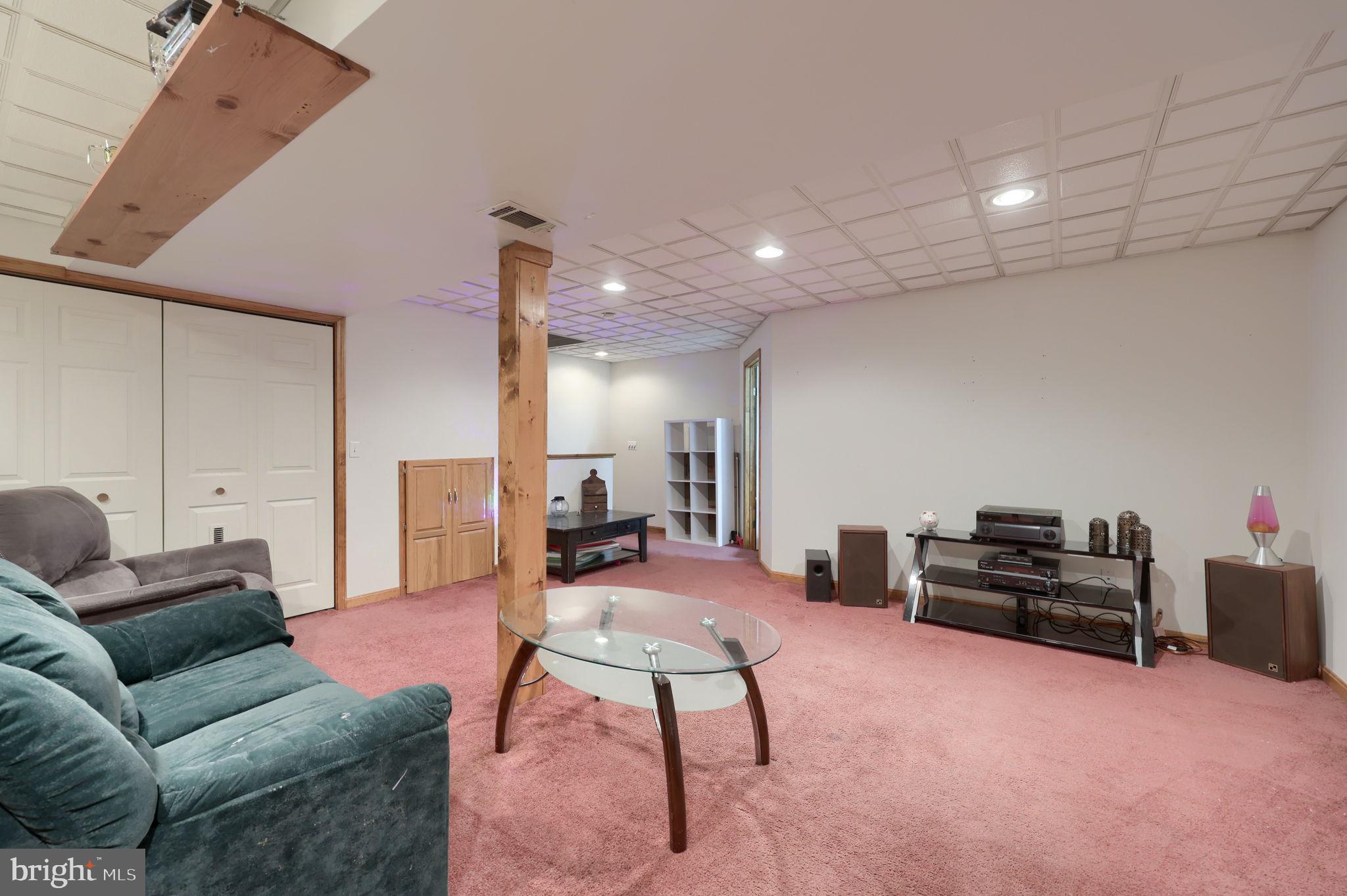 BATTENS CIRCLE - Residential