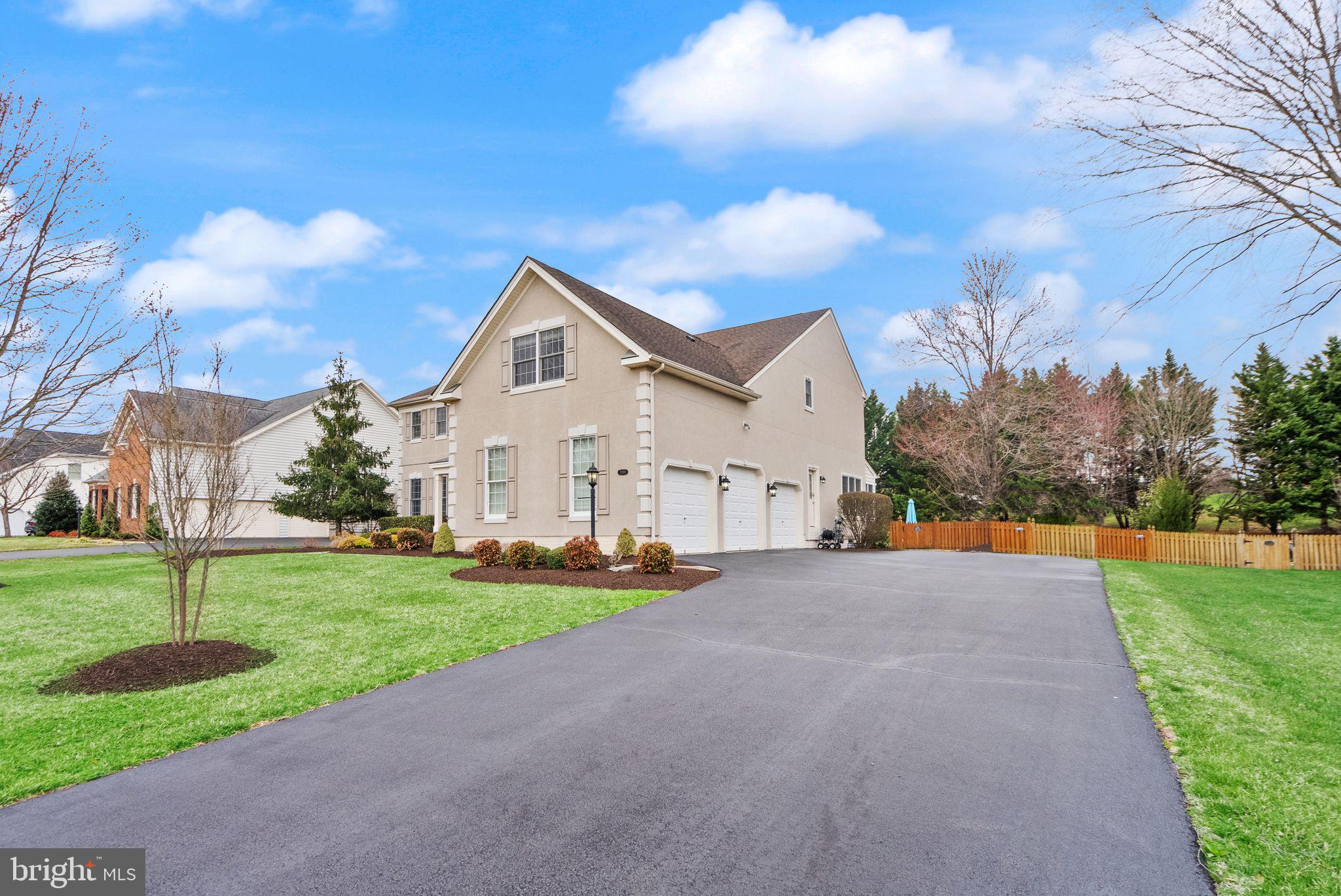 DOMINION VALLEY COUNTRY CLUB - Residential