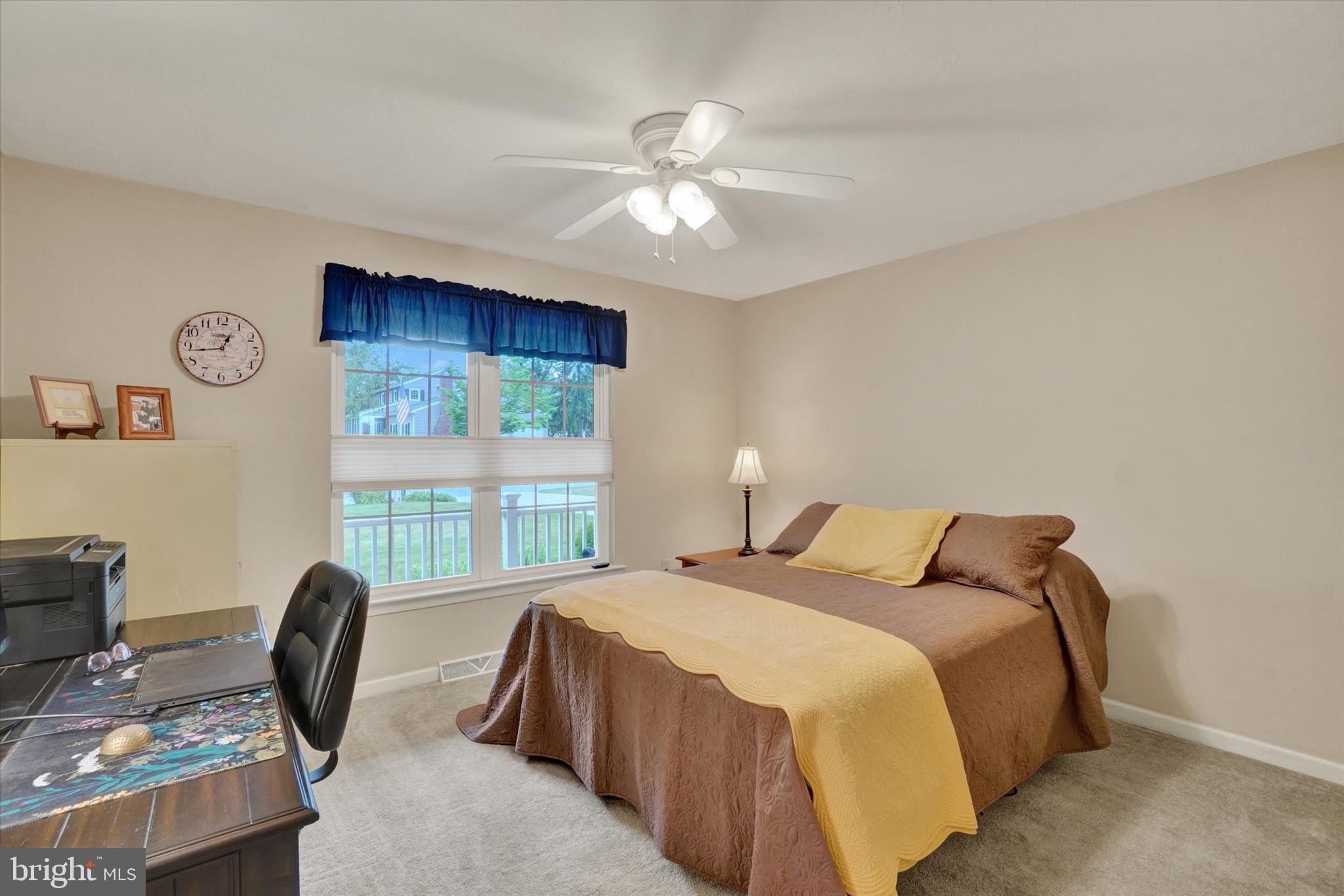 OUTDOOR COUNTRY CLUB - Residential