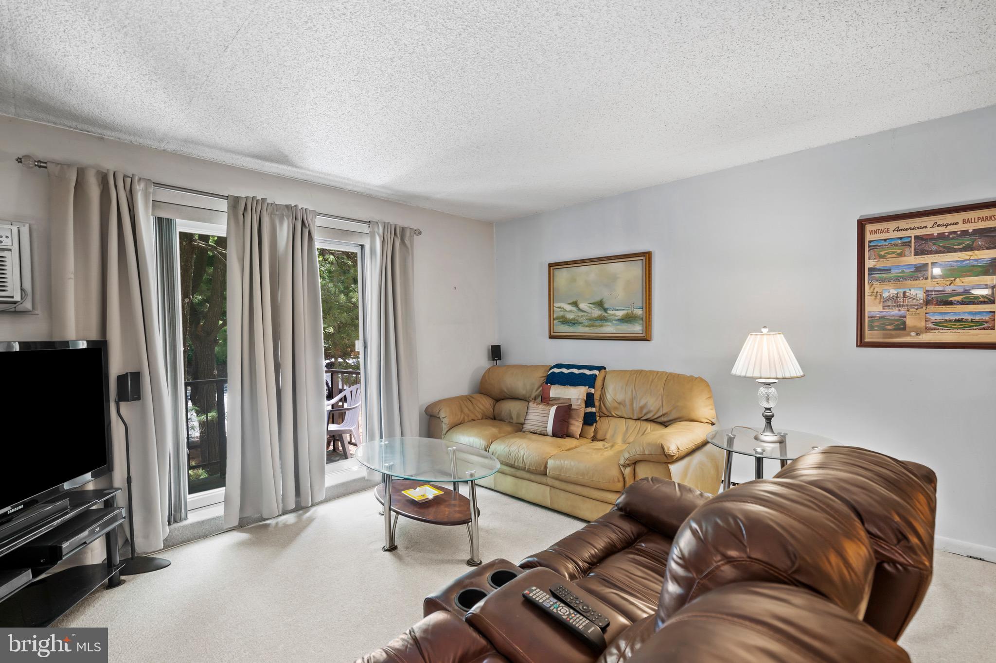 HAVERFORD HILL - Residential