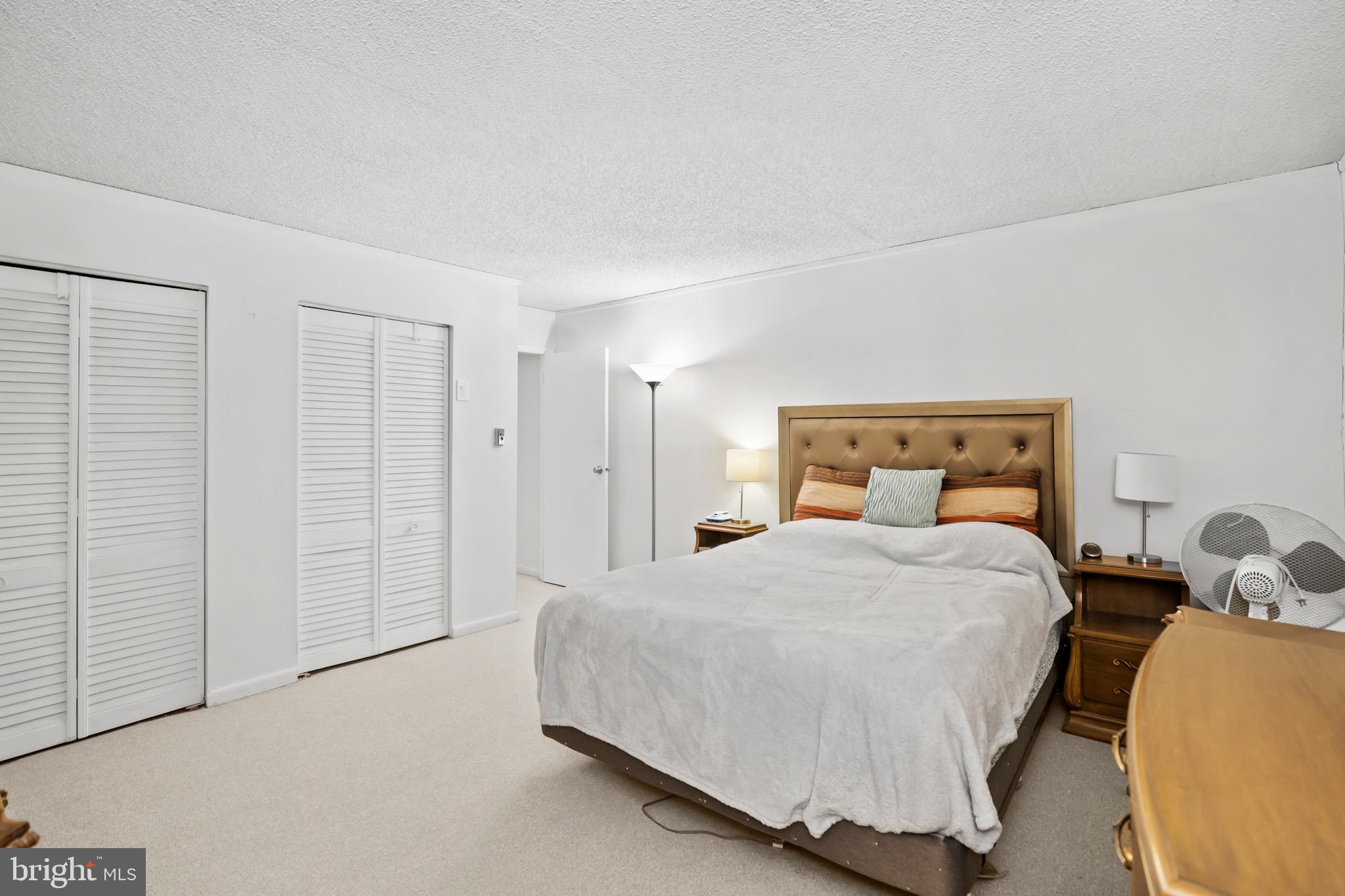 HAVERFORD HILL - Residential