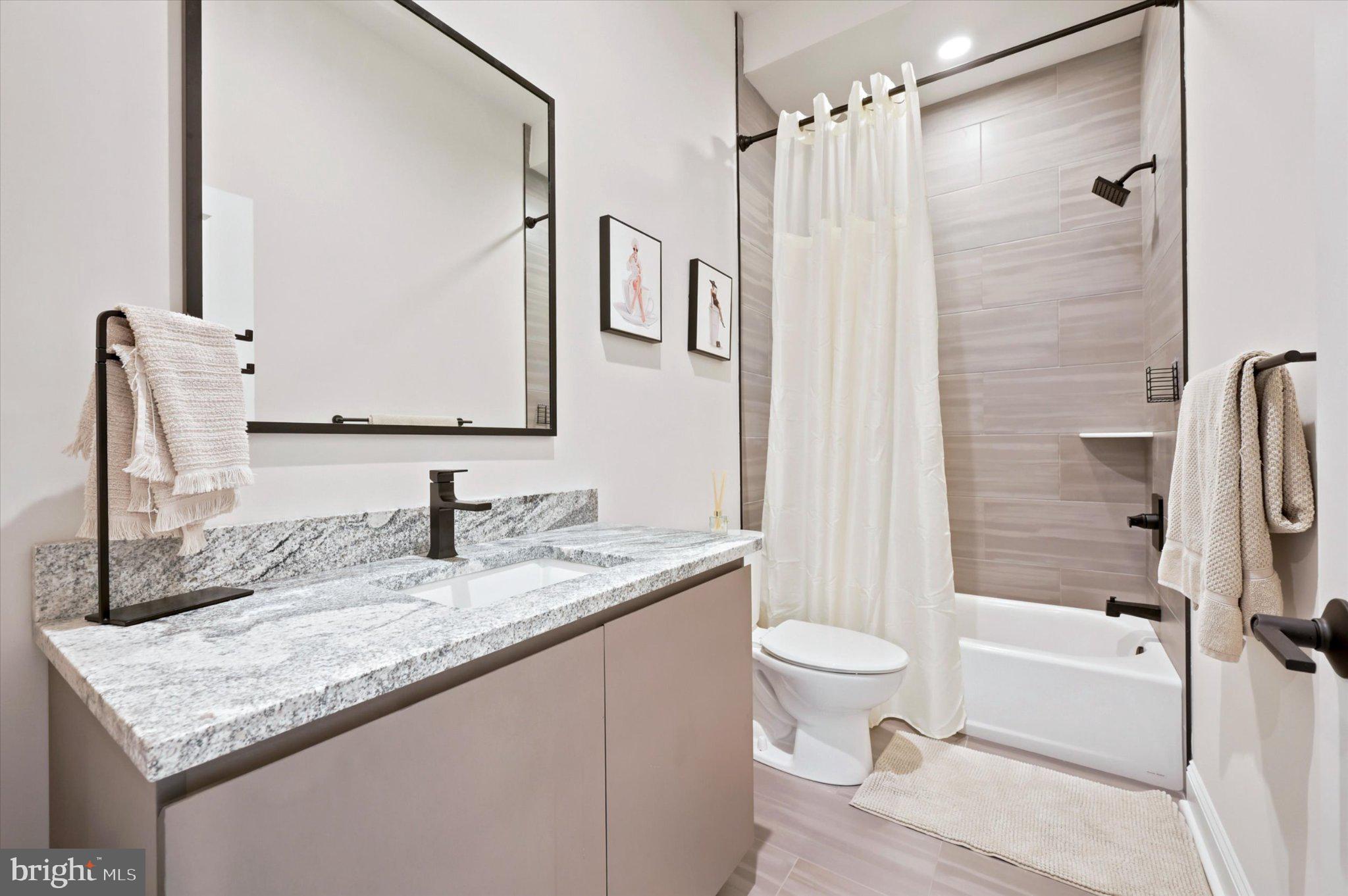 WYNNEFIELD HEIGHTS - Residential