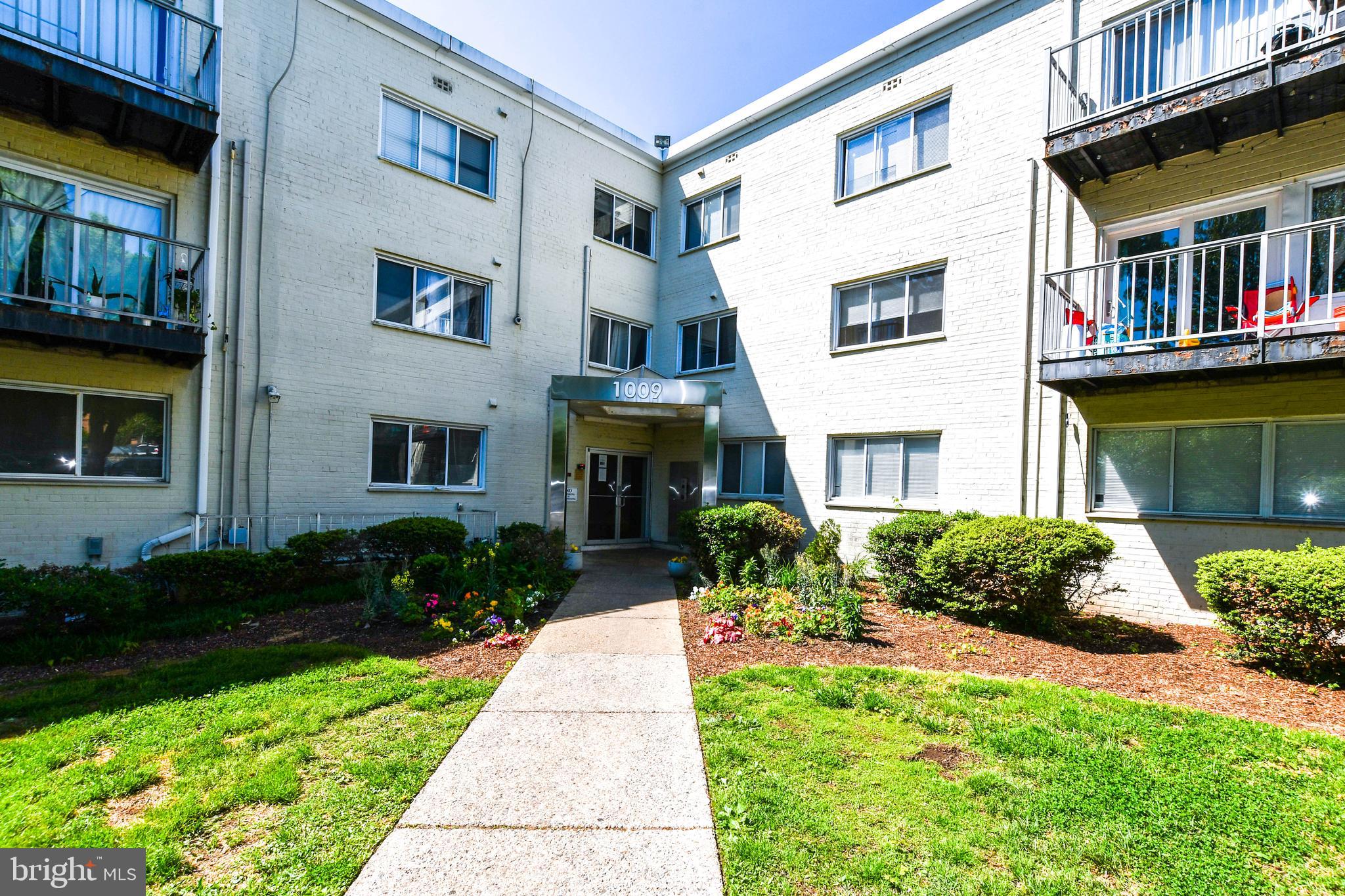 FAIRMOUNT - Residential