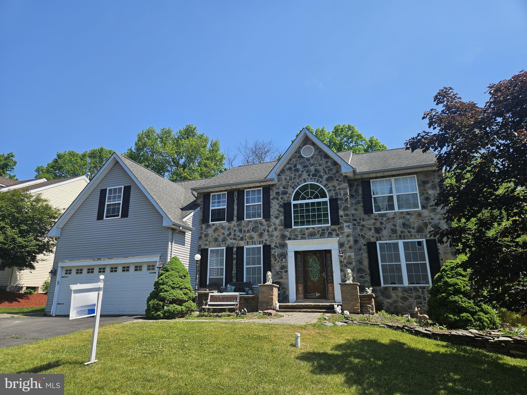 HIGHLAND WOODS - Residential