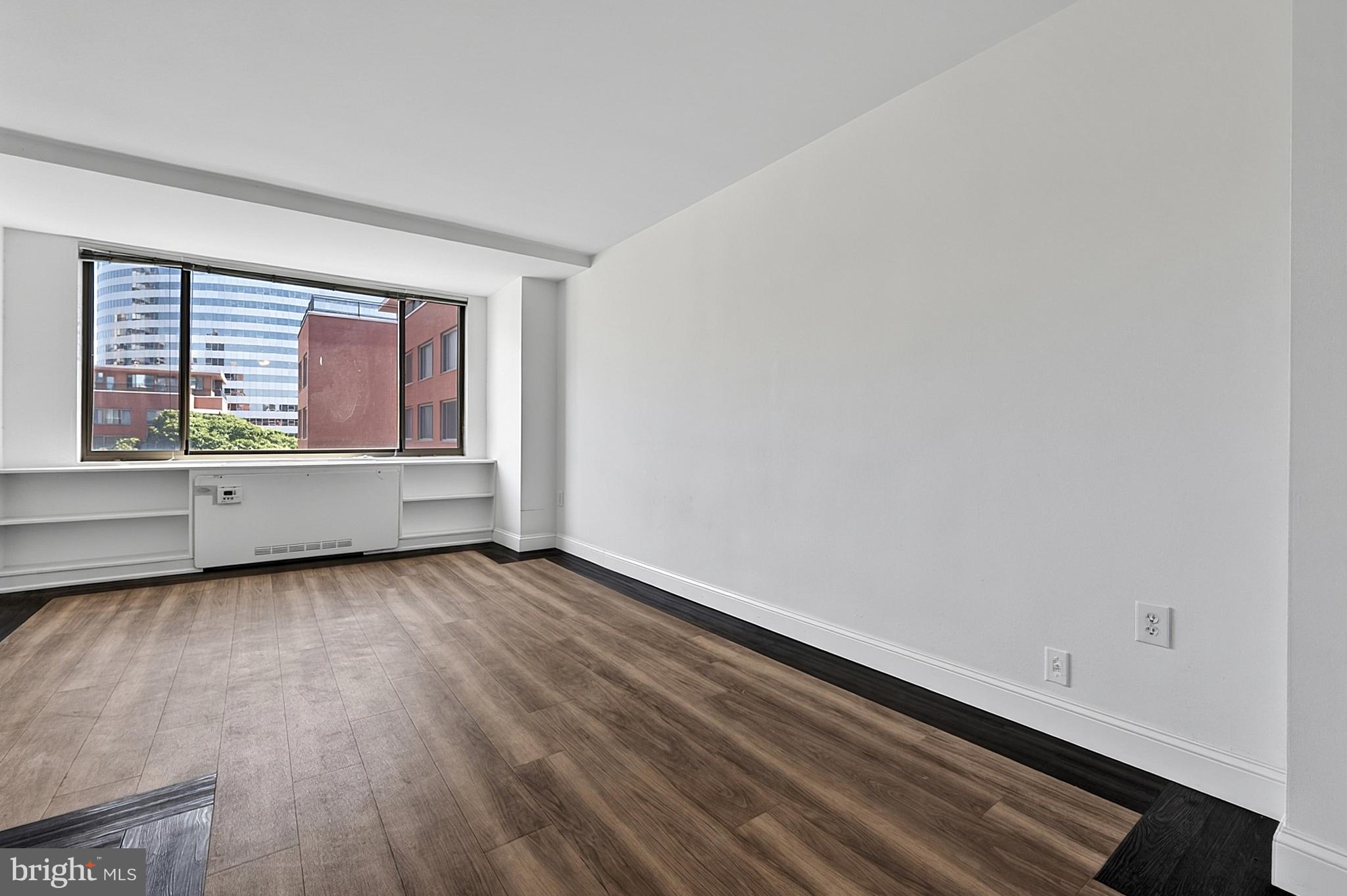 RIVER PLACE - Residential