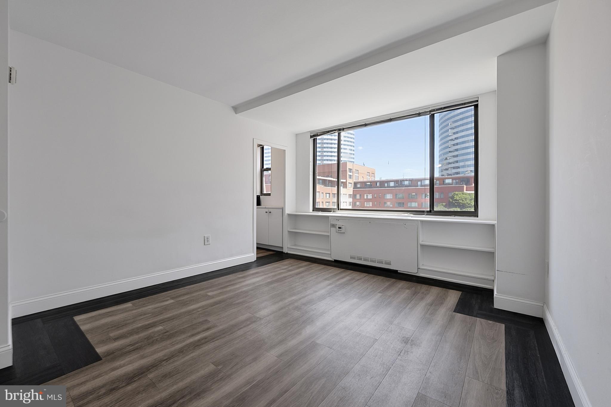 RIVER PLACE - Residential