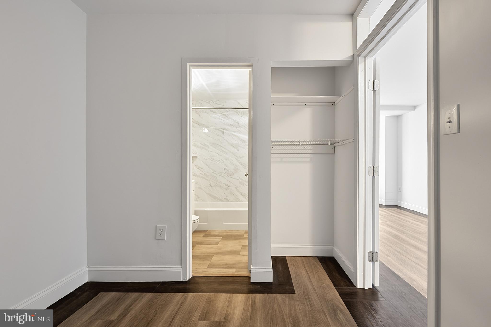RIVER PLACE - Residential